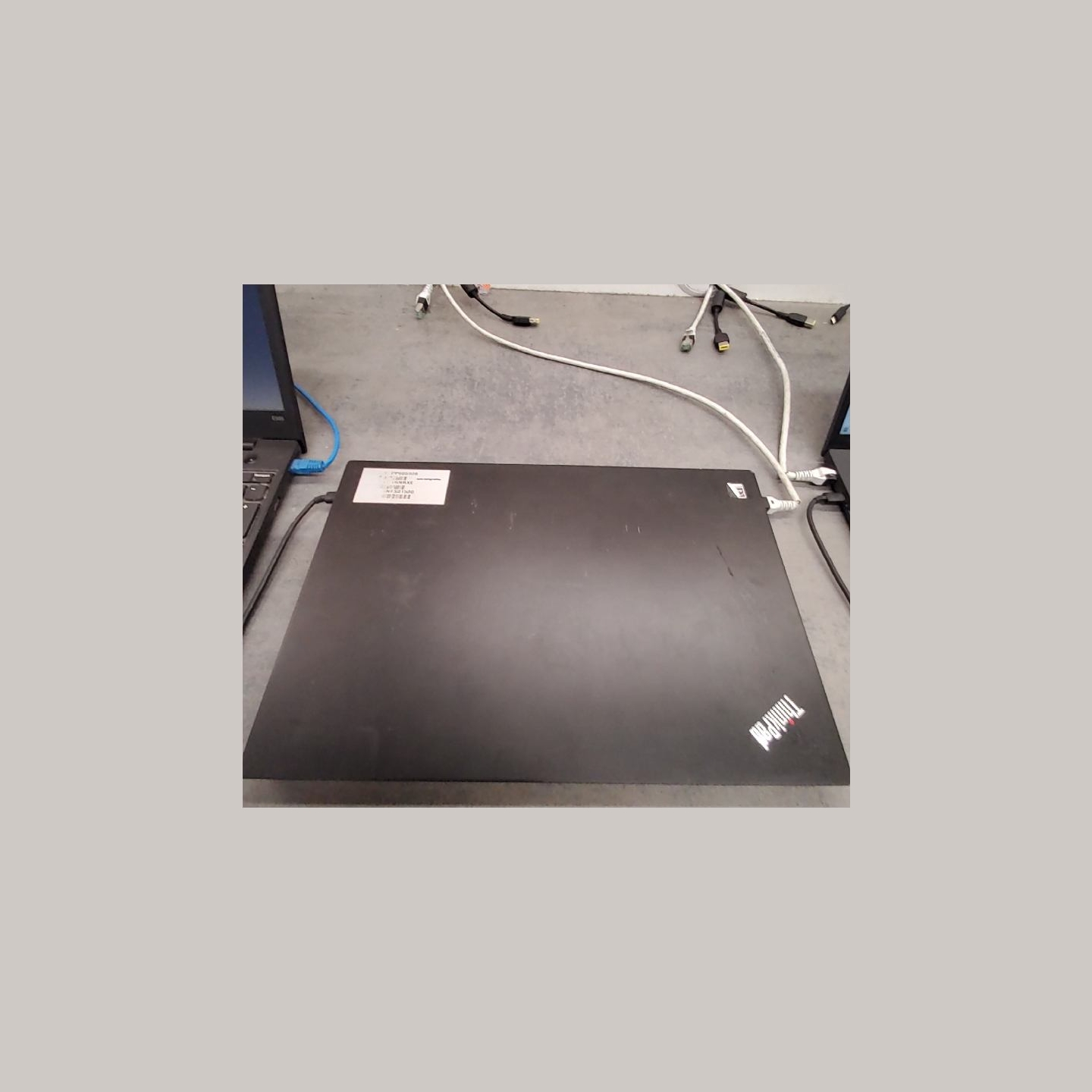 Lenovo ThinkPad E595 | 8 GB | 1 x 256 SSD | B