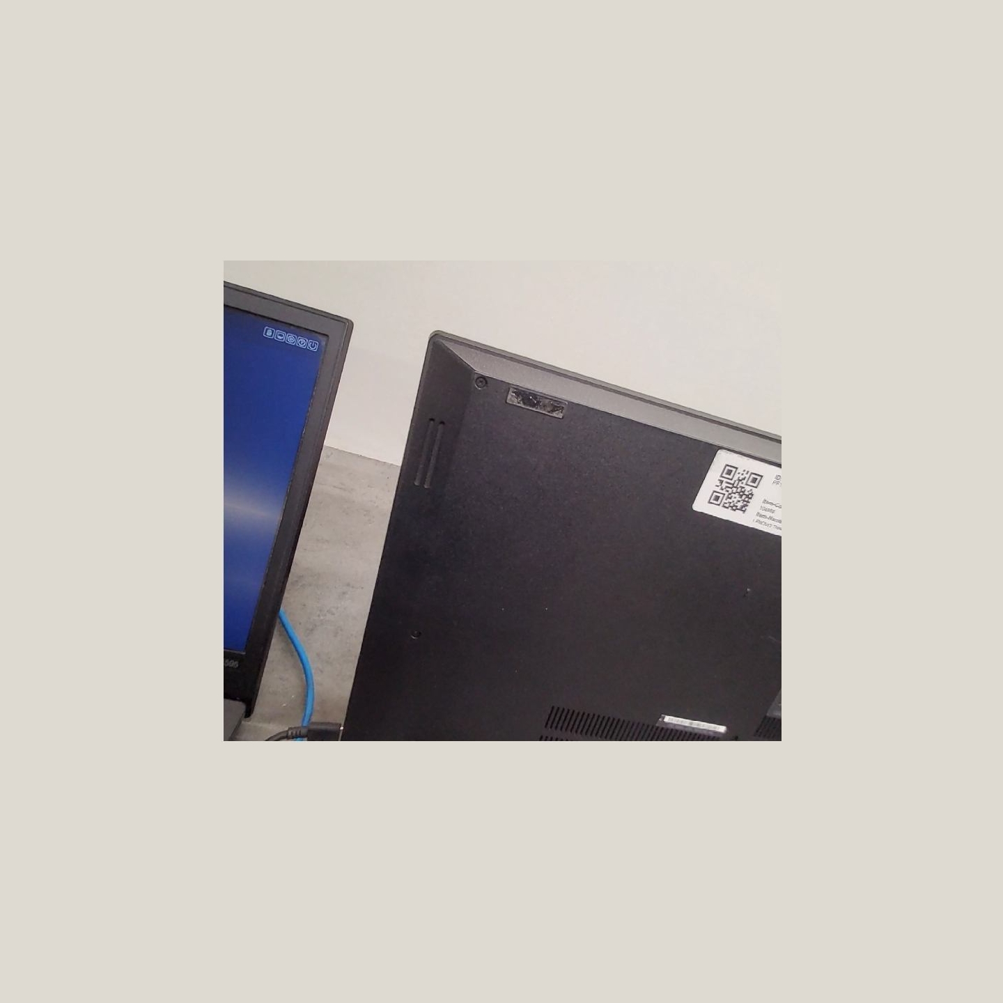 Lenovo ThinkPad E595 | 8 GB | 1 x 256 SSD | B