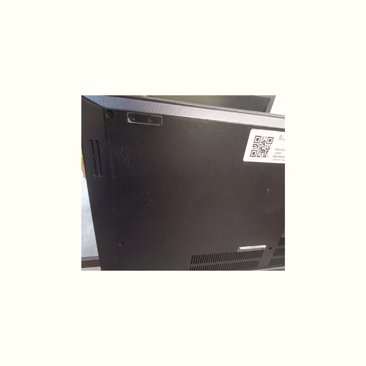 Lenovo ThinkPad E595 | 8 GB | 1 x 256 SSD | B