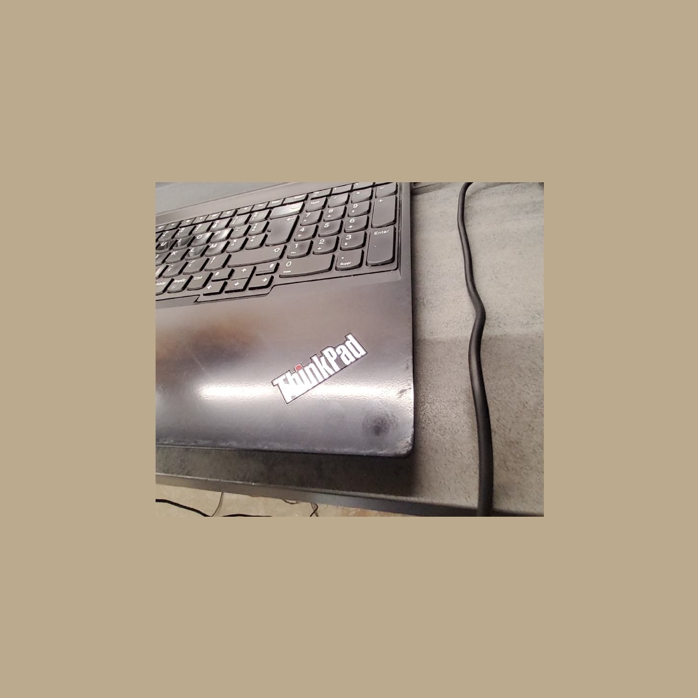 Lenovo ThinkPad E595 | 8 GB | 1 x 256 SSD | B