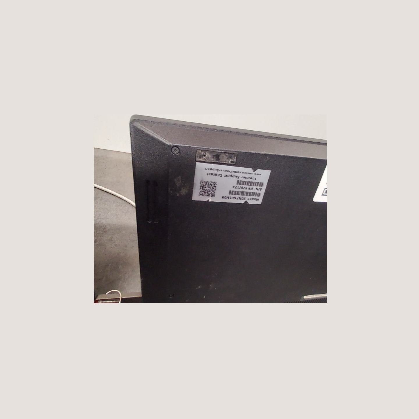 Lenovo ThinkPad E595 | 8 GB | 1 x 256 SSD | B