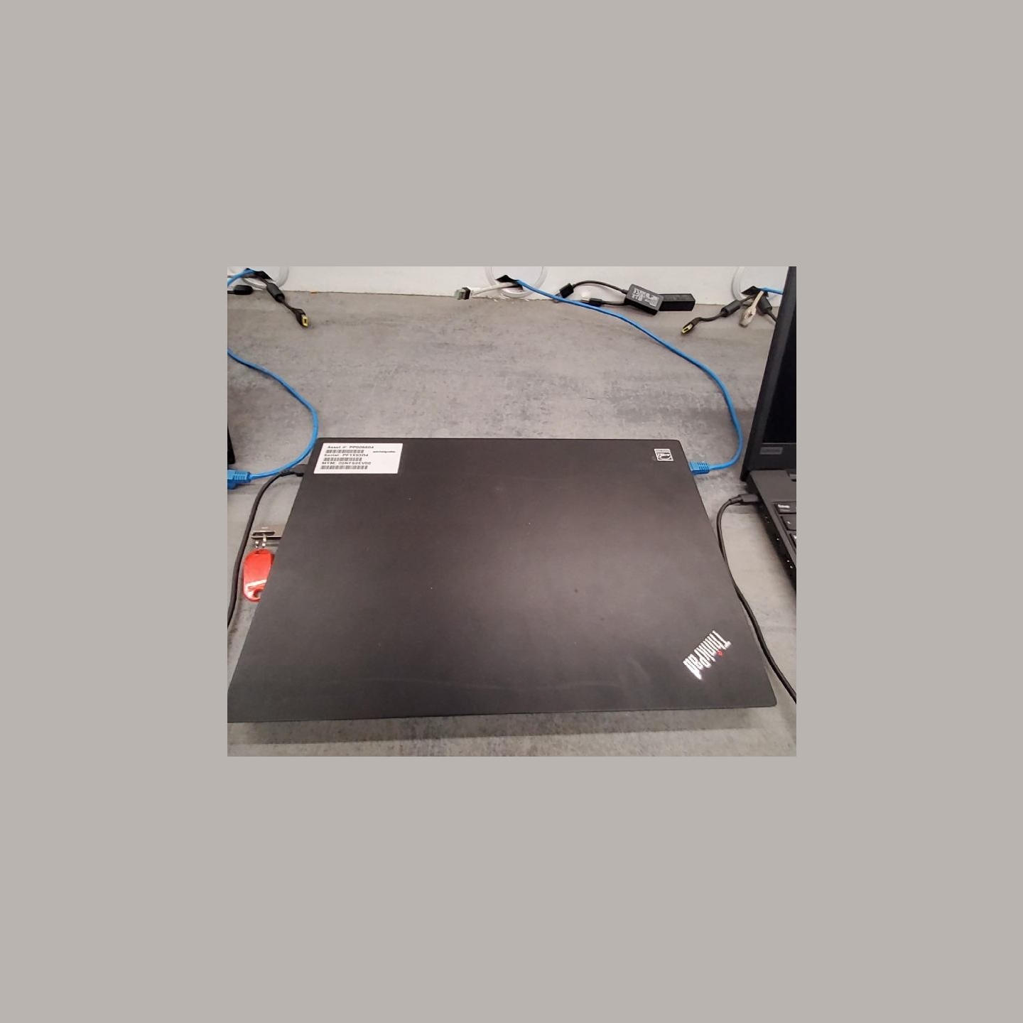 Lenovo ThinkPad E595 | 8 GB | 1 x 256 SSD | A