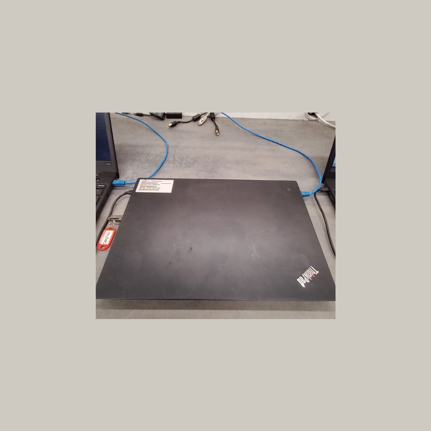 Lenovo ThinkPad E595 | 8 GB | 1 x 256 SSD | B