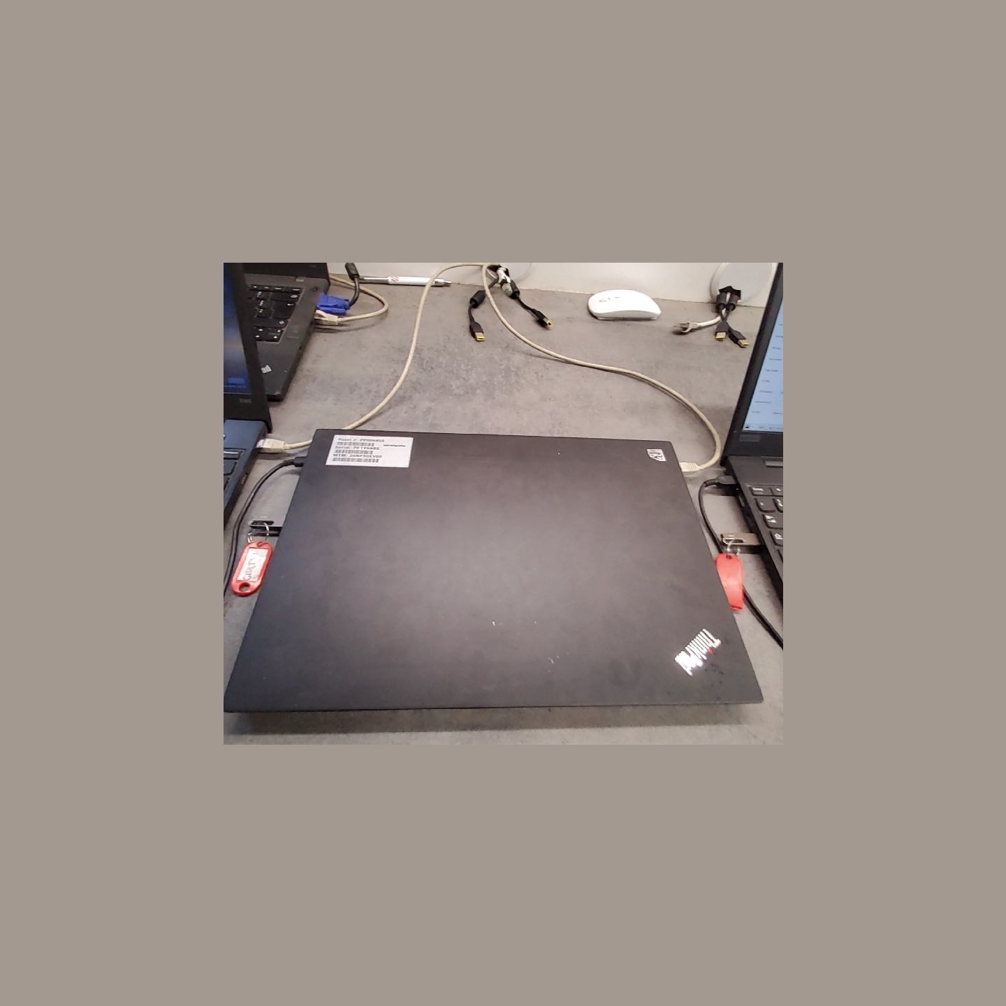 Lenovo ThinkPad E595 | 8 GB | 1 x 256 SSD | B