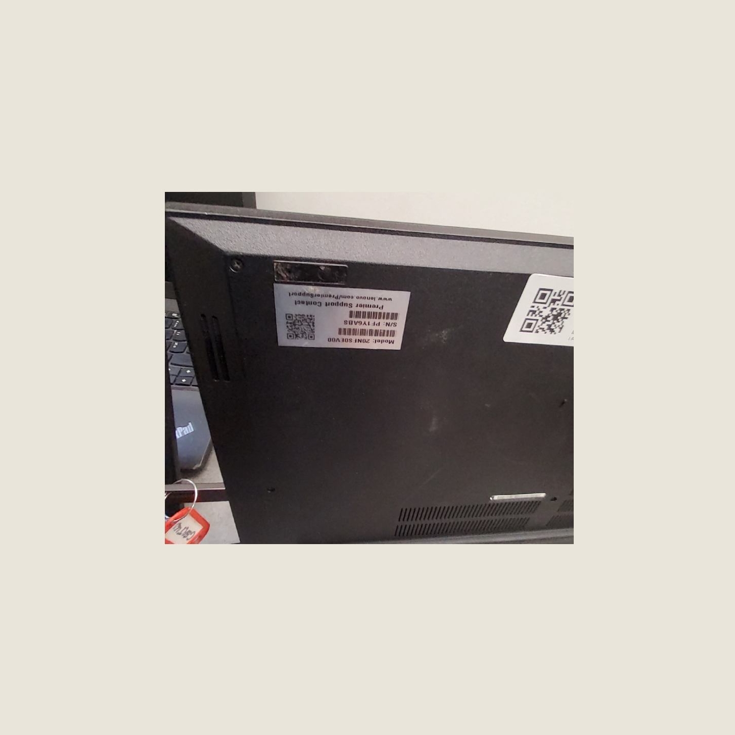 Lenovo ThinkPad E595 | 8 GB | 1 x 256 SSD | B