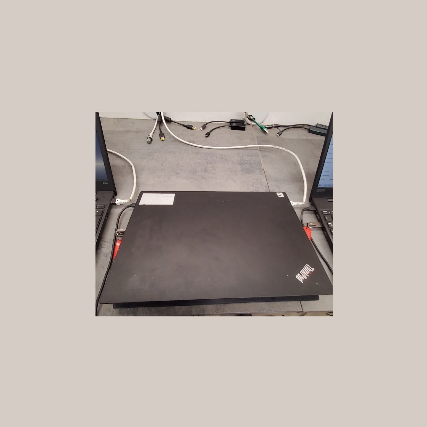 Lenovo ThinkPad E595 | 8 GB | 1 x 256 SSD | B