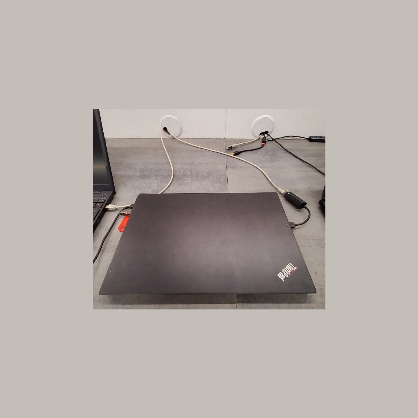 Lenovo ThinkPad E15 | 8 GB | 1 x 256 SSD | B