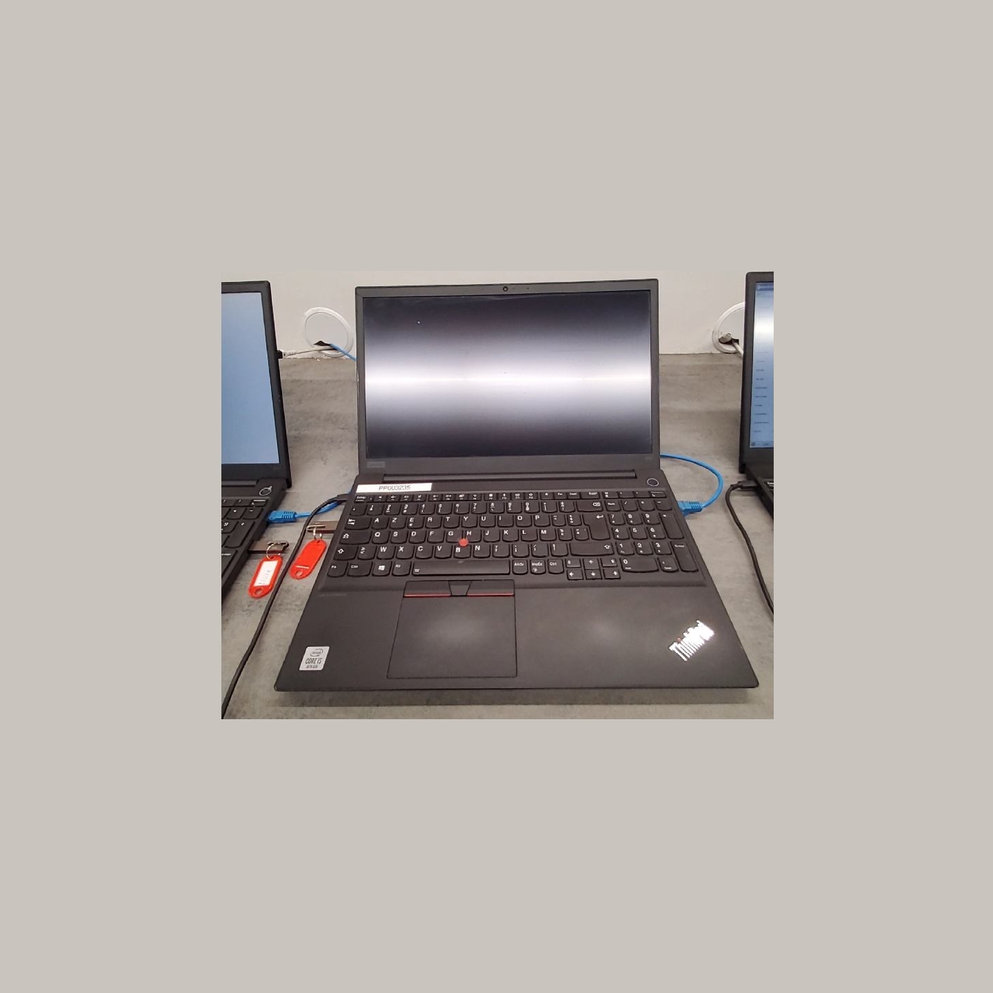 Lenovo ThinkPad E15 | 8 GB | 1 x 256 SSD | B