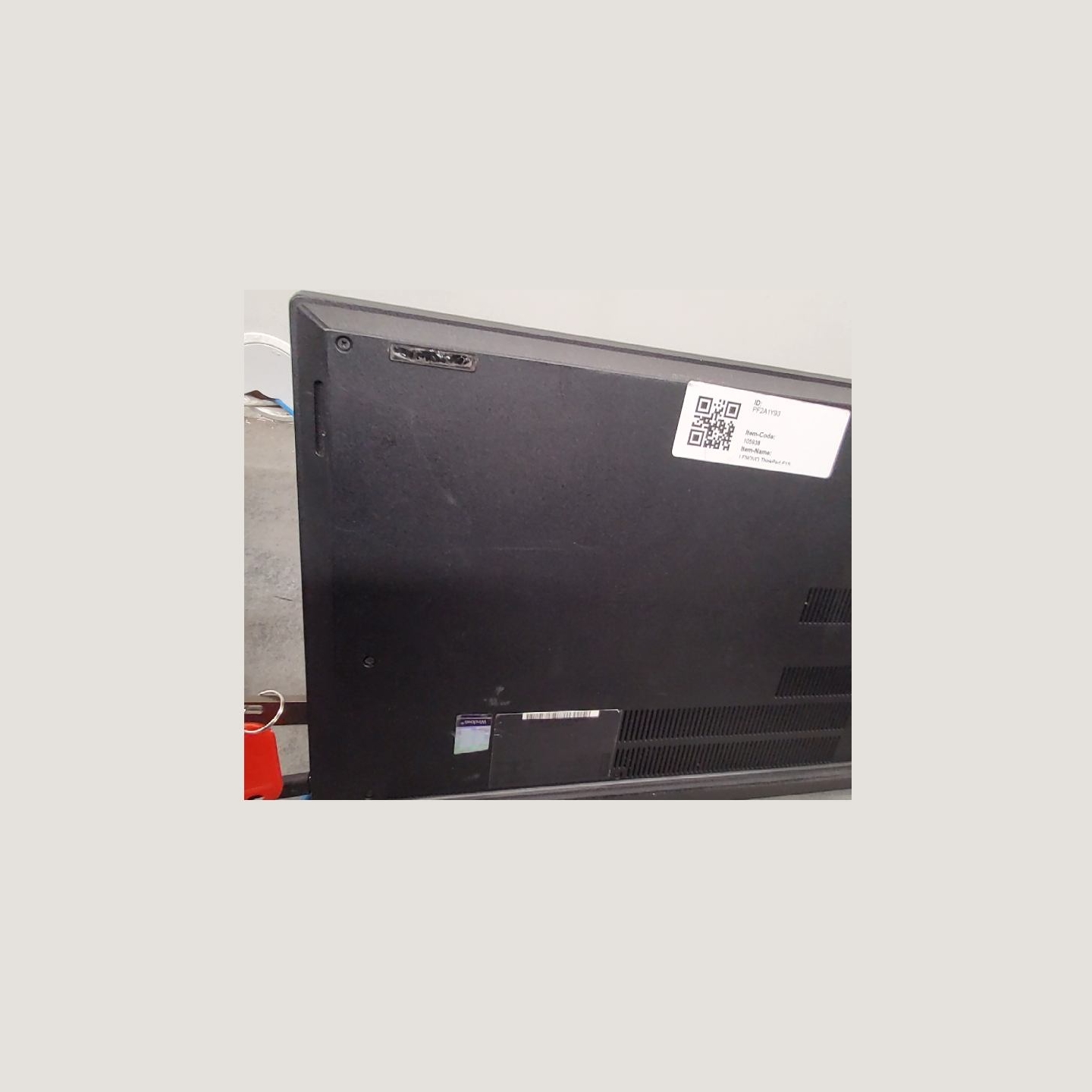 Lenovo ThinkPad E15 | 8 GB | 1 x 256 SSD | B