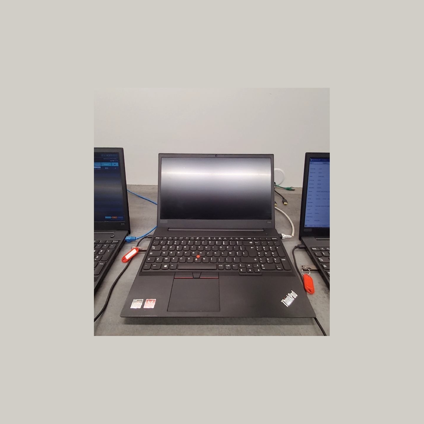 Lenovo ThinkPad E595 | 8 GB | 1 x 256 SSD | A