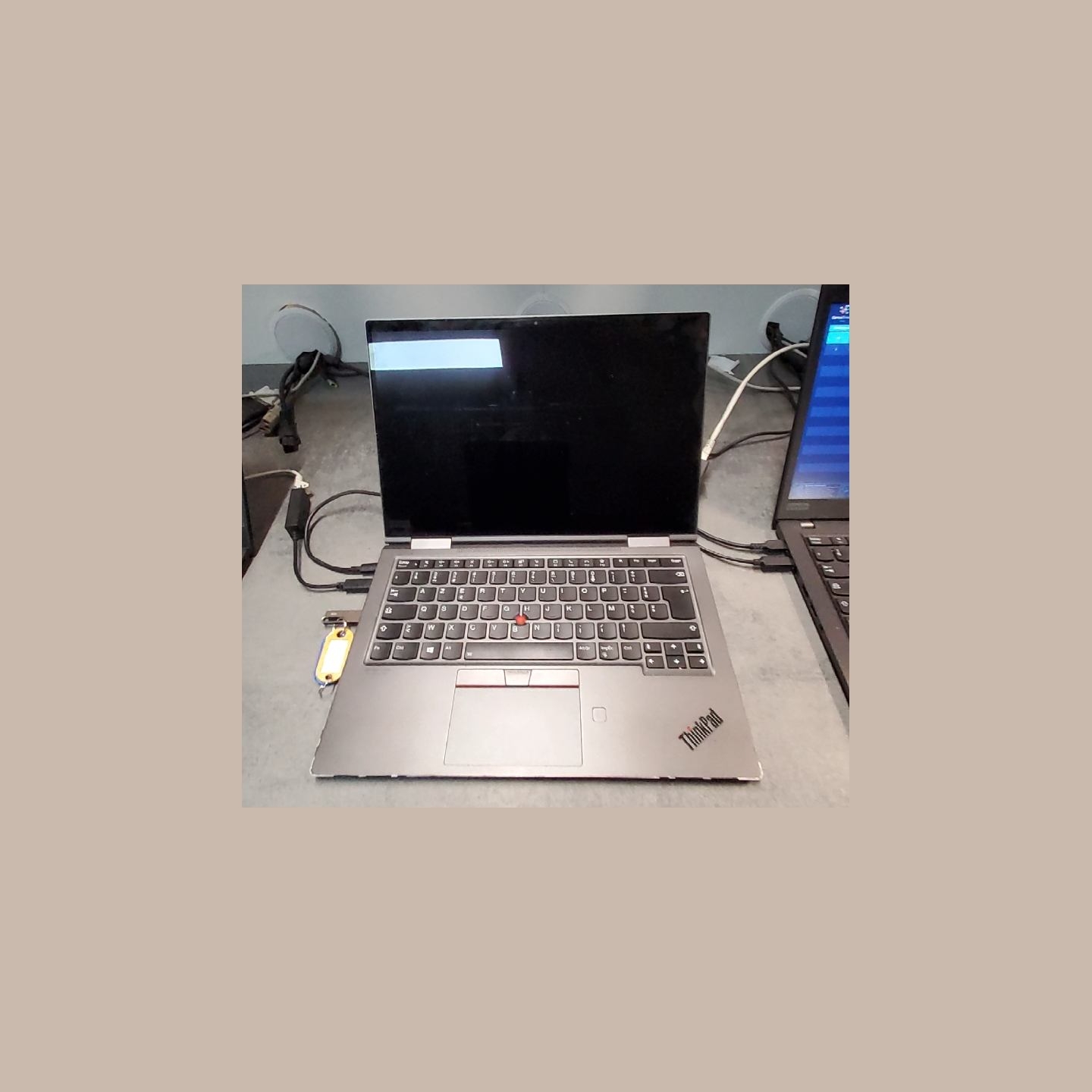 Lenovo ThinkPad X1 Yoga G5 | 16 GB | 1 x 256 SSD | A-