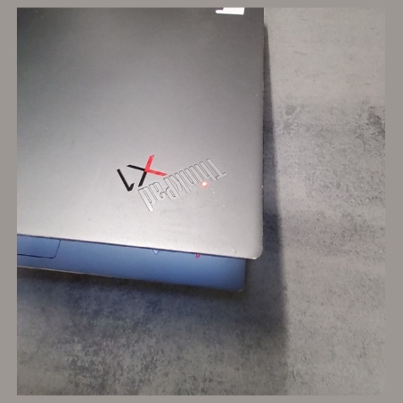 Lenovo ThinkPad X1 Yoga G6 | 16 GB | 1 x 256 SSD | A