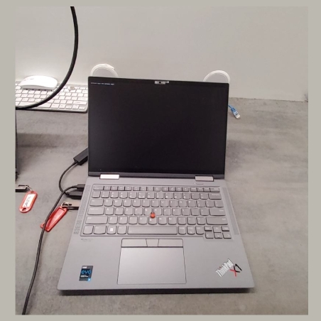 Lenovo ThinkPad X1 Yoga G6 | 16 GB | 1 x 256 SSD | A