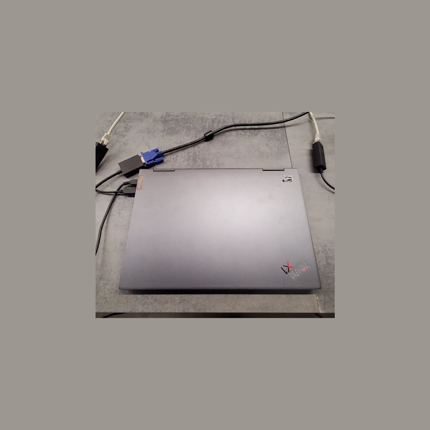 Lenovo ThinkPad X1 Yoga G6 | 16 GB | 1 x 256 SSD | A