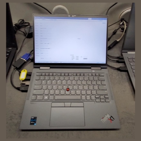 Lenovo ThinkPad X1 Yoga G6 | 16 GB | 1 x 256 SSD | A