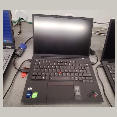 Lenovo ThinkPad X1 Carbon Gen 10 | 16 GB | 1 x 256 SSD | B