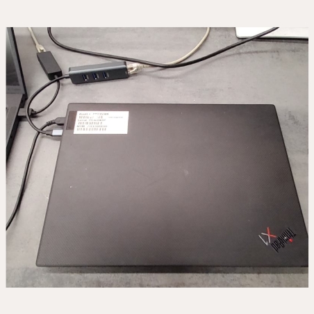 Lenovo ThinkPad X1 Carbon Gen 10 | 16 GB | 1 x 256 SSD | A