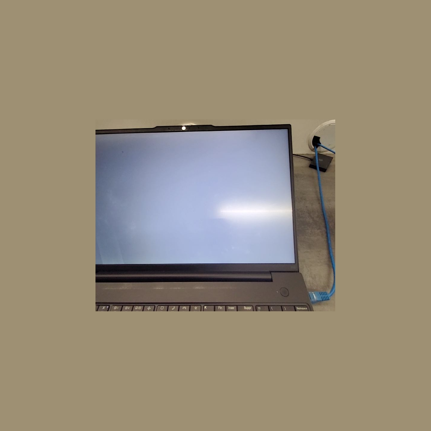 Lenovo ThinkPad E16 G1 | 16 GB | 1 x 256 SSD | B