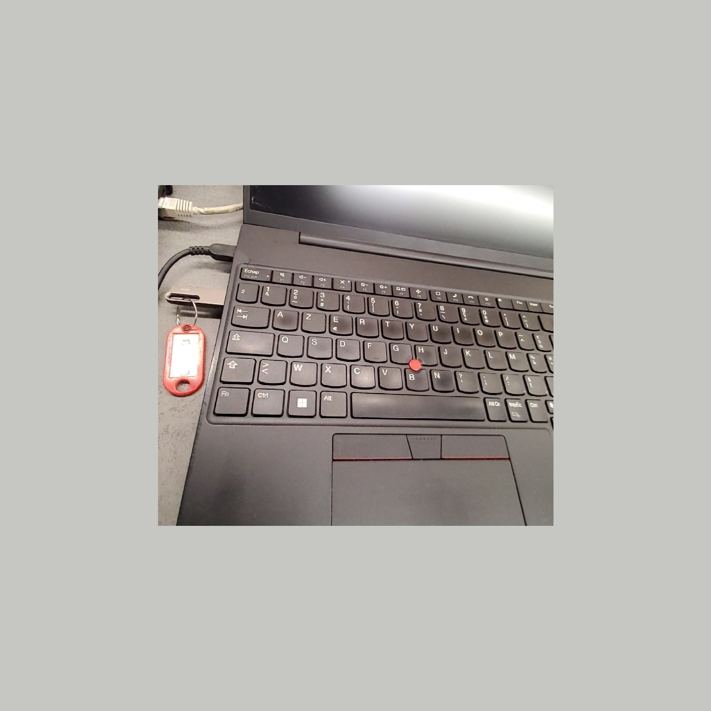 Lenovo ThinkPad E16 G1 | 16 GB | 1 x 256 SSD | B