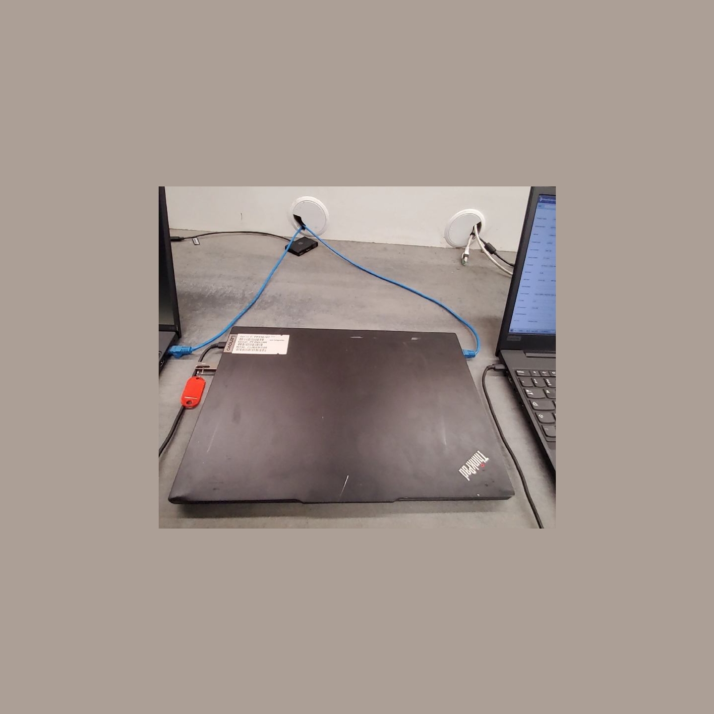 Lenovo ThinkPad E16 G1 | 16 GB |  | B