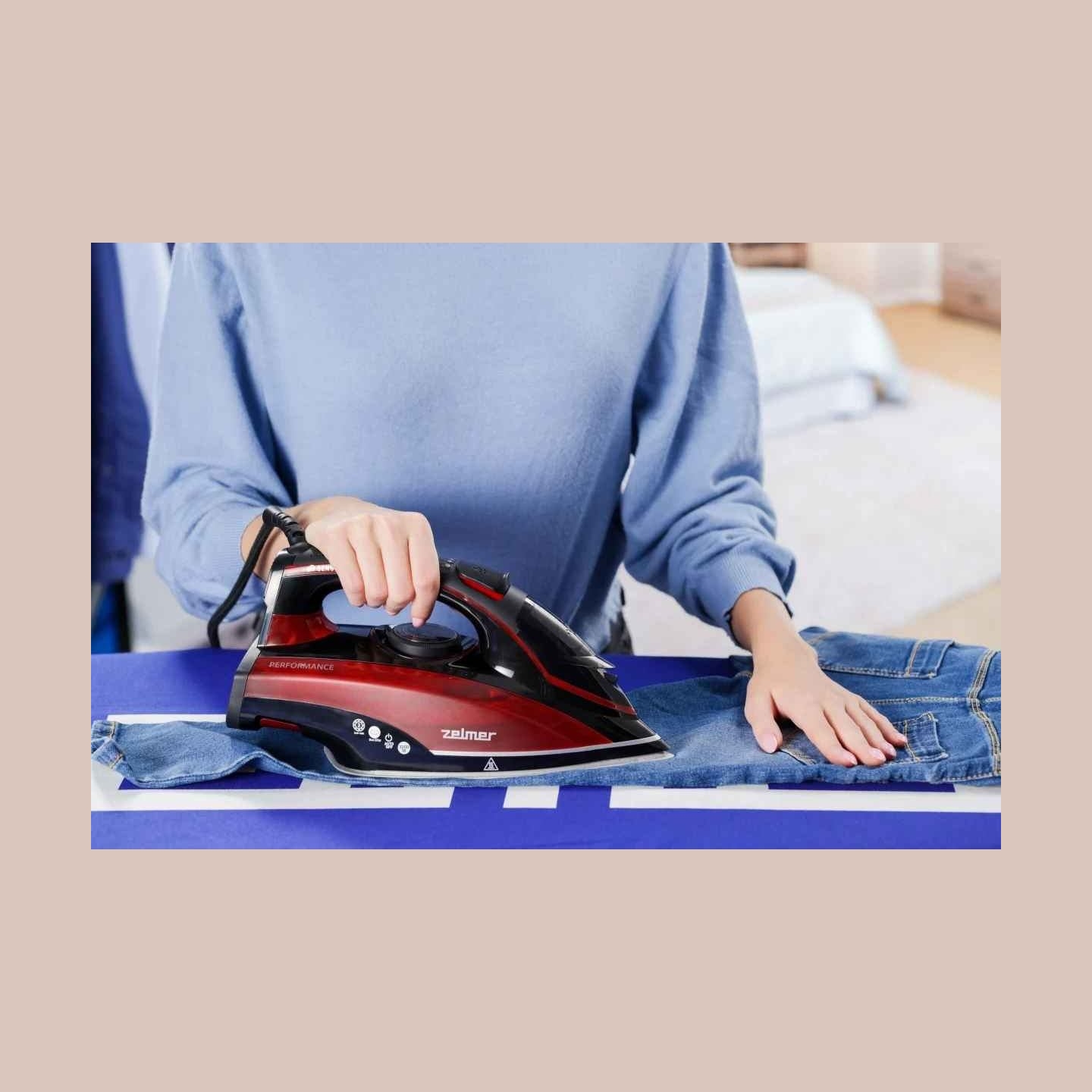 Zelmer ZIR3210 Perfomance Steam Iron