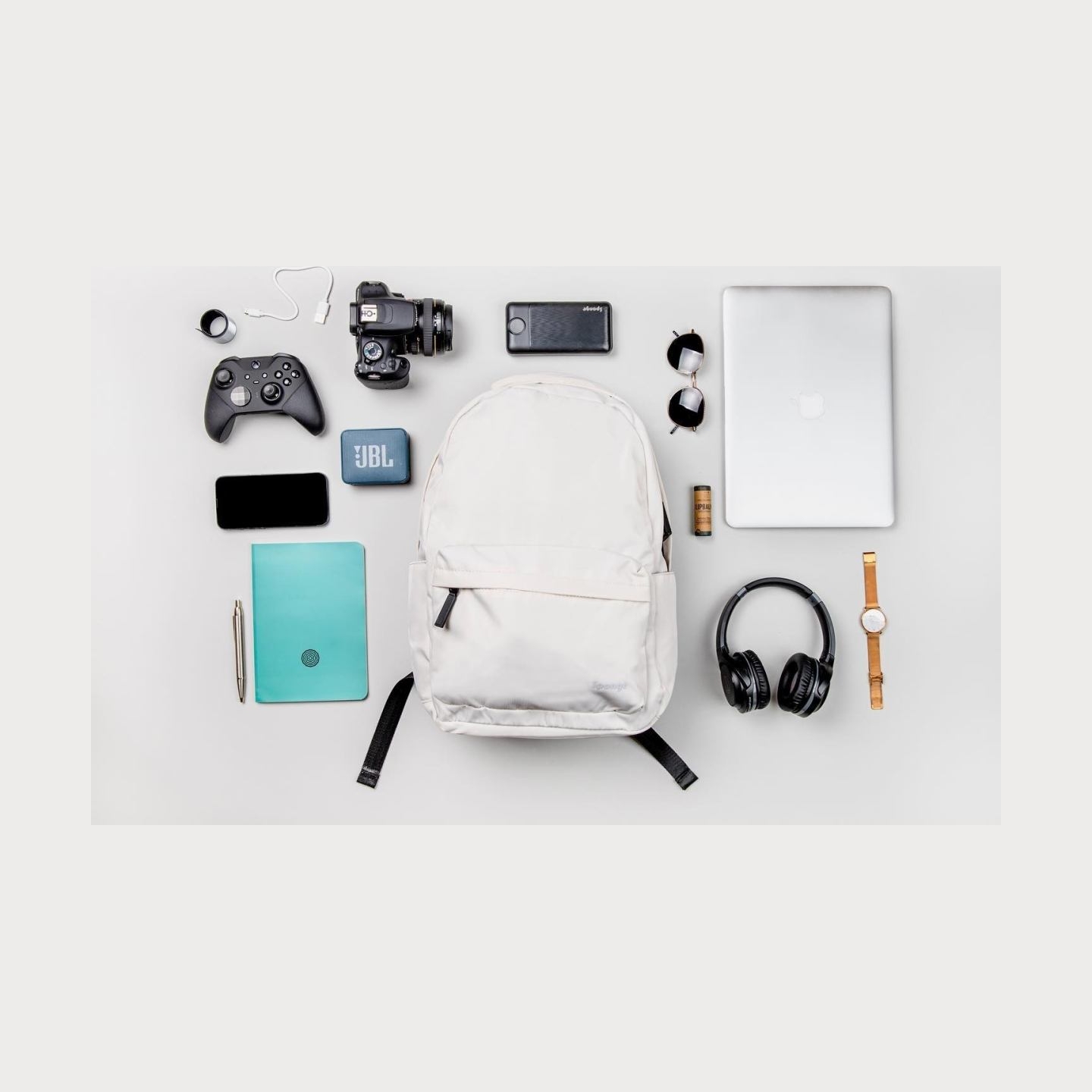 Sponge Backpack 13-15.4 White