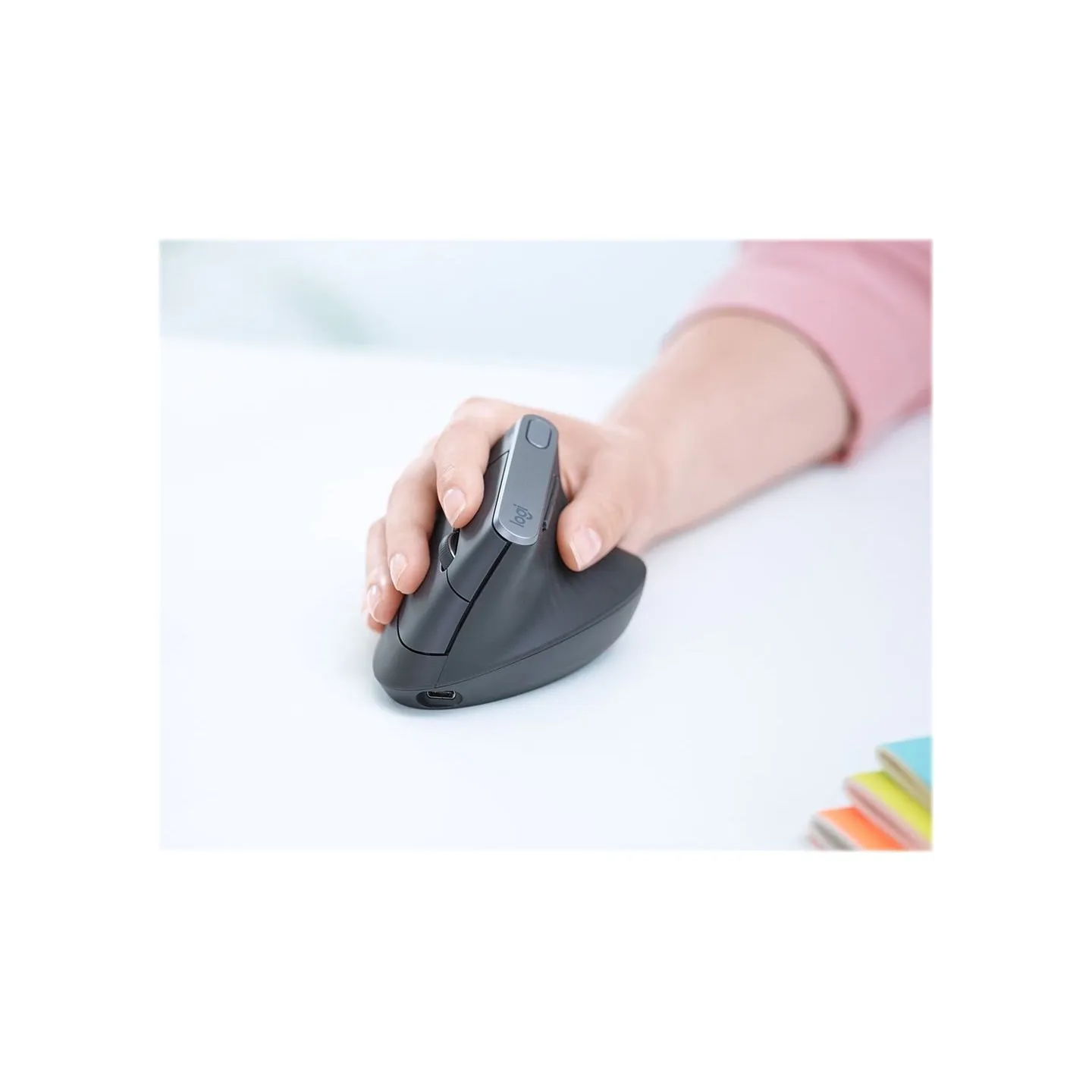 Logitech LOGI MX Vertical AdvancedErgonomic Mouse