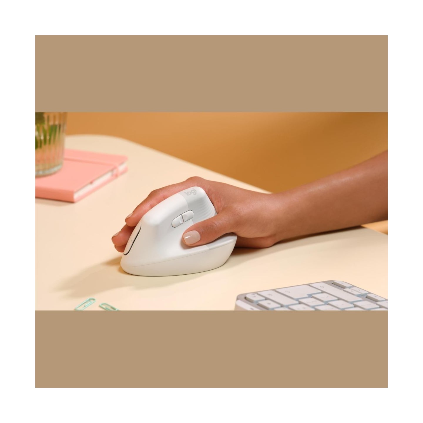 Logitech Lift Bluetooth Vertical Ergonomic Mouse - OFF-WHITE/PALE GREY