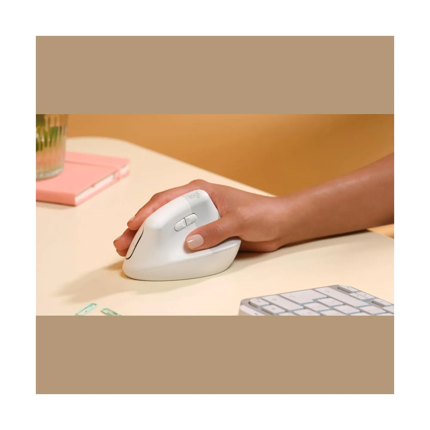Logitech Lift Bluetooth Vertical Ergonomic Mouse - OFF-WHITE/PALE GREY