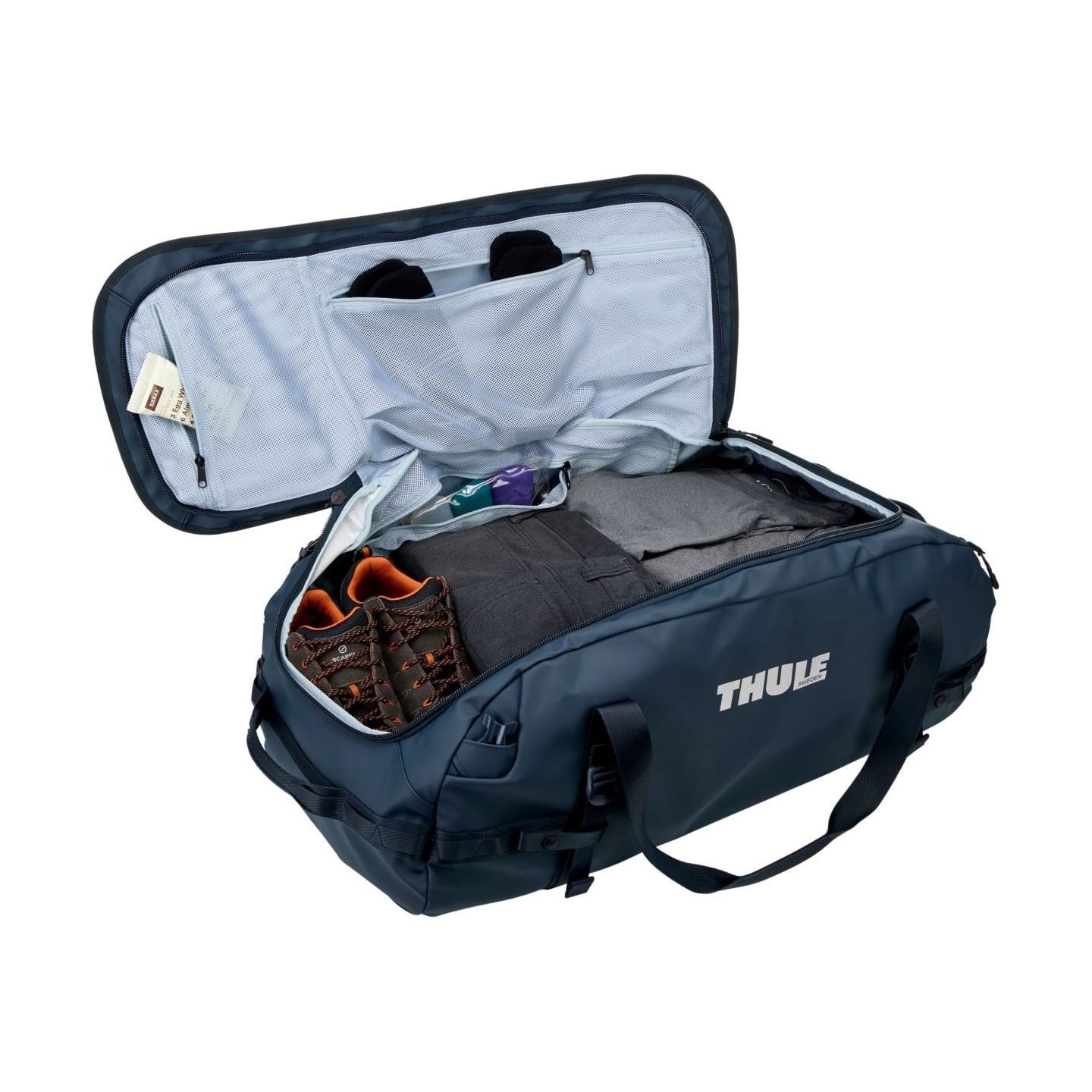 Thule 5596 Chasm 90L duffel bag darkest blue