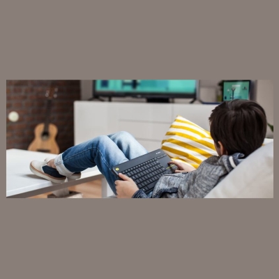 Logitech K400+ Wireless Touch Keyboard black