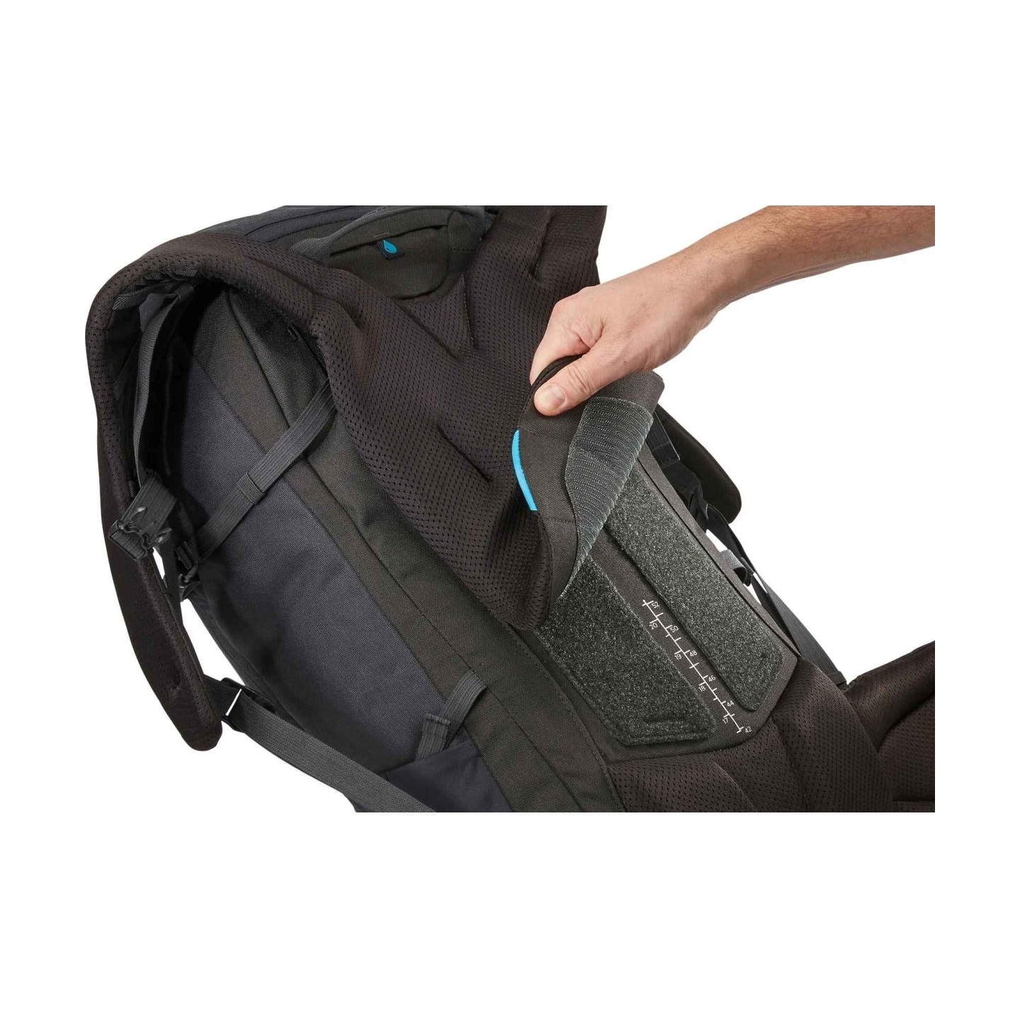 Thule 4133 AllTrail X 35L Hiking Backpack Obsidian