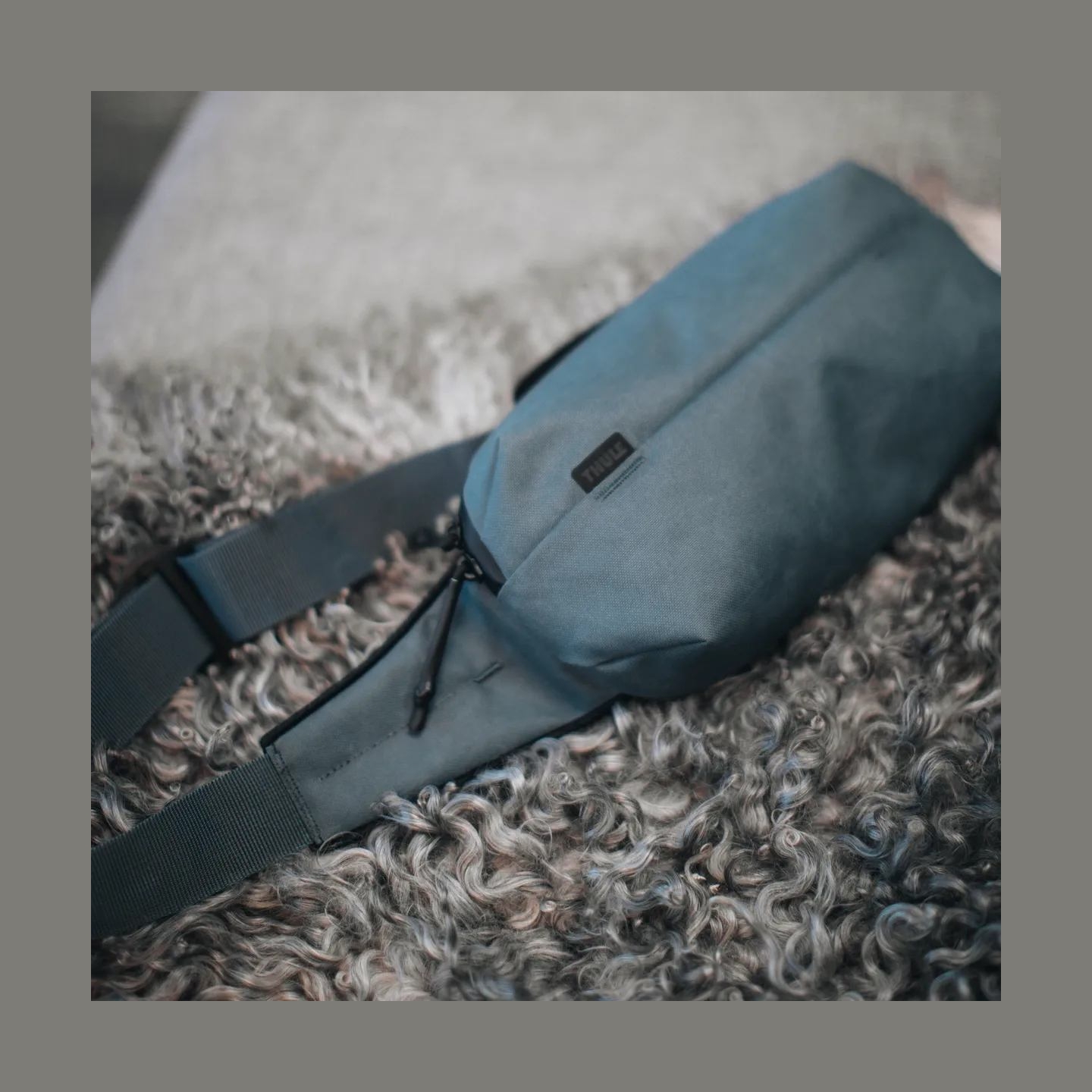 Thule 5019 Aion Sling Bag Dark Slate