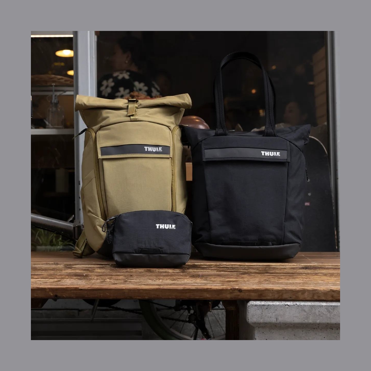 Thule 5005 Paramount Crossbody 2L Black