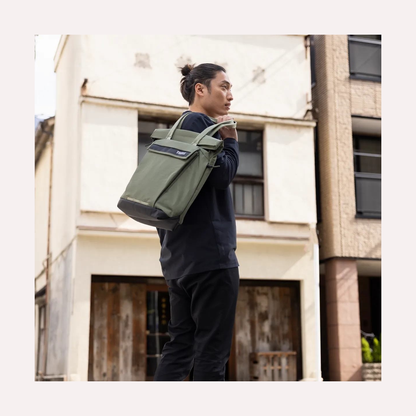 Thule 5010 Paramount Tote 22L Soft Green