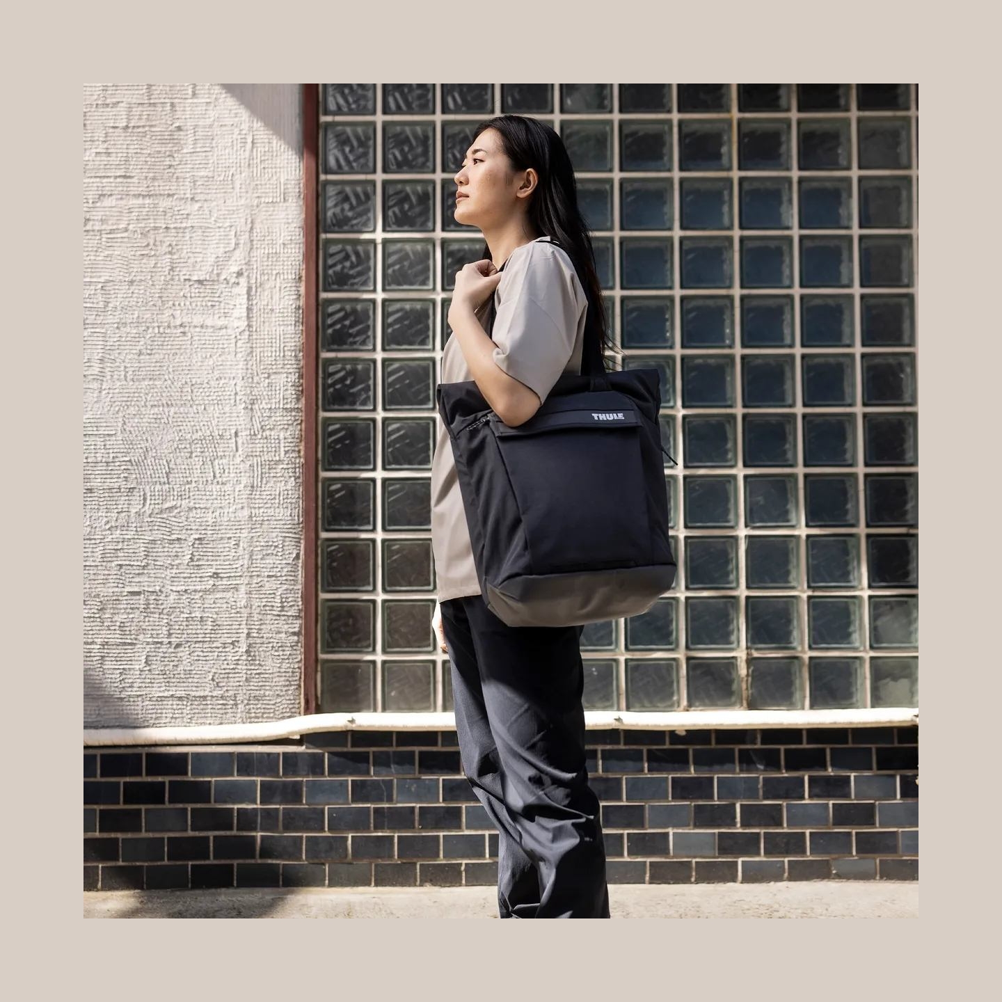 Thule 5010 Paramount Tote 22L Soft Green