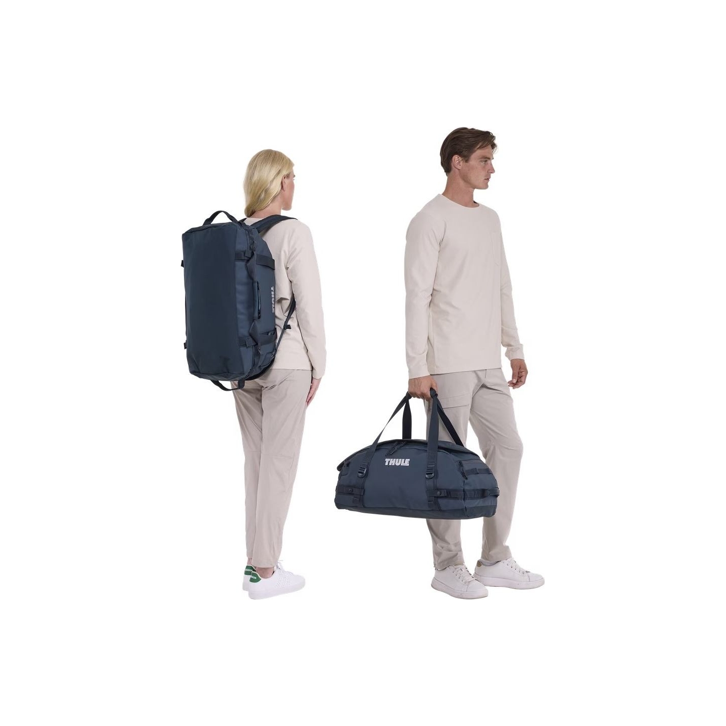 Thule 5590 Chasm 40L duffel bag darkest blue