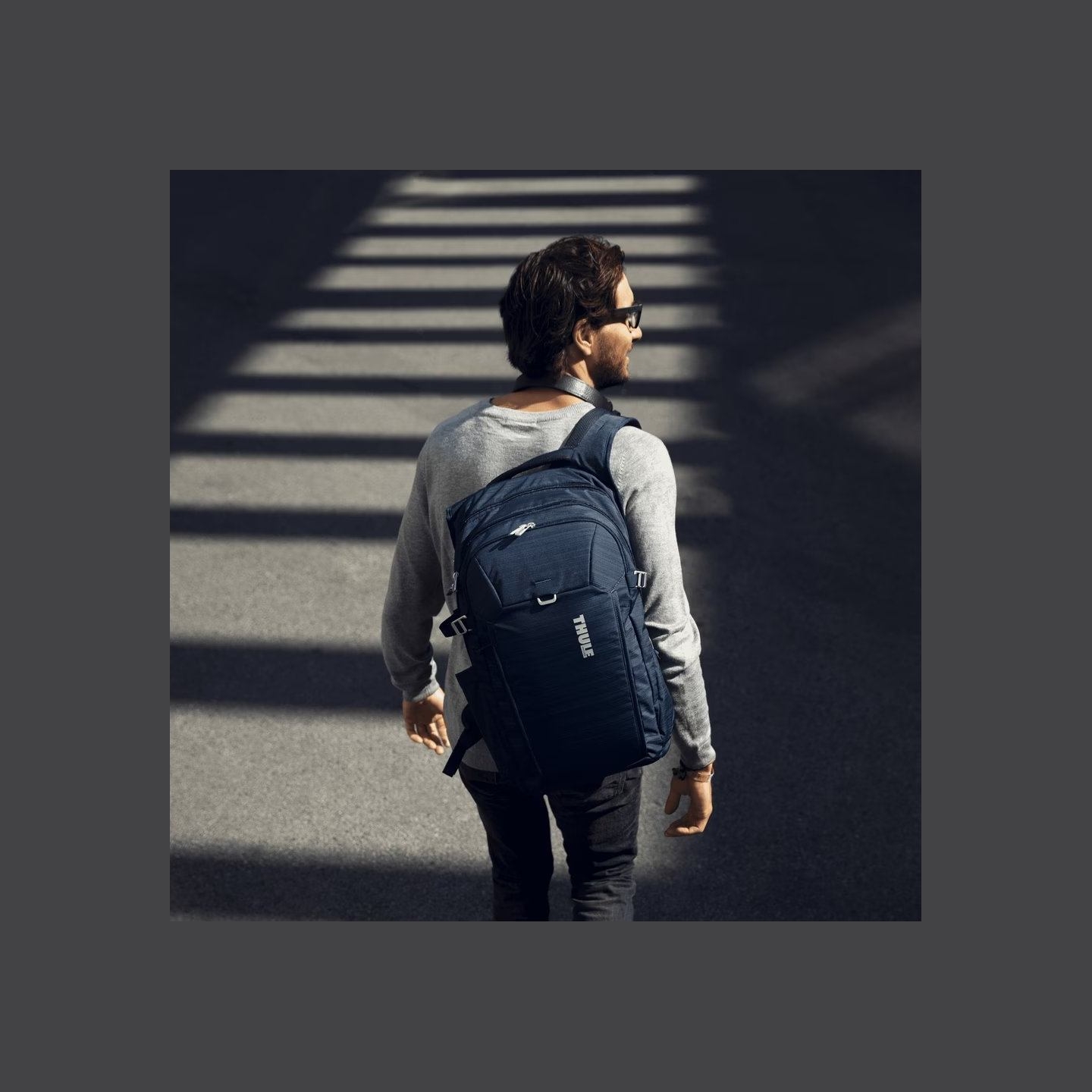 Thule 5354 Construct laptop backpack 28L black