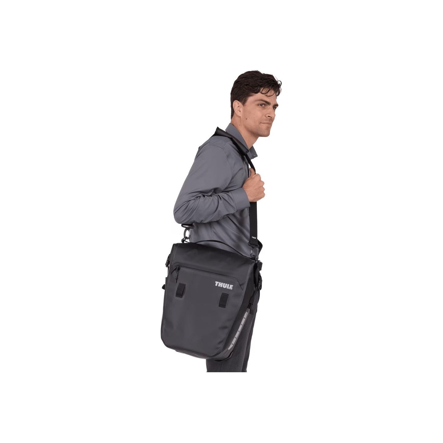 Thule 5406 Shield commuter pannier 22L black