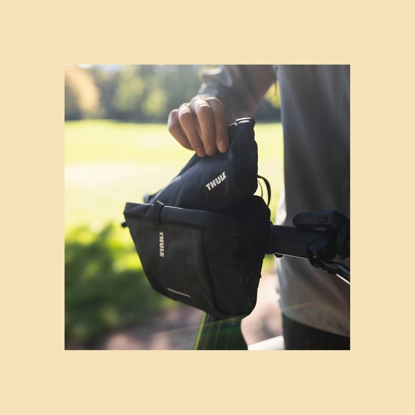 Thule 5475 Chasm Handlebar Bag 2L Dusted Orange