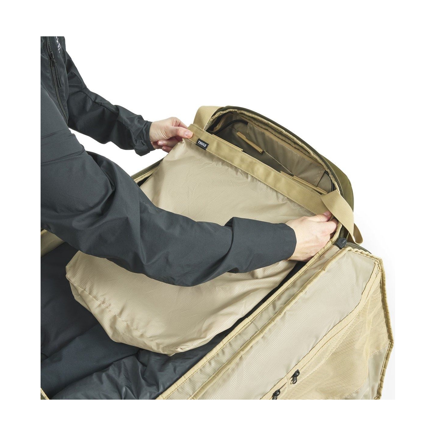 Thule 5612 EnRoute Check-In Wheeled Duffel Natural Green