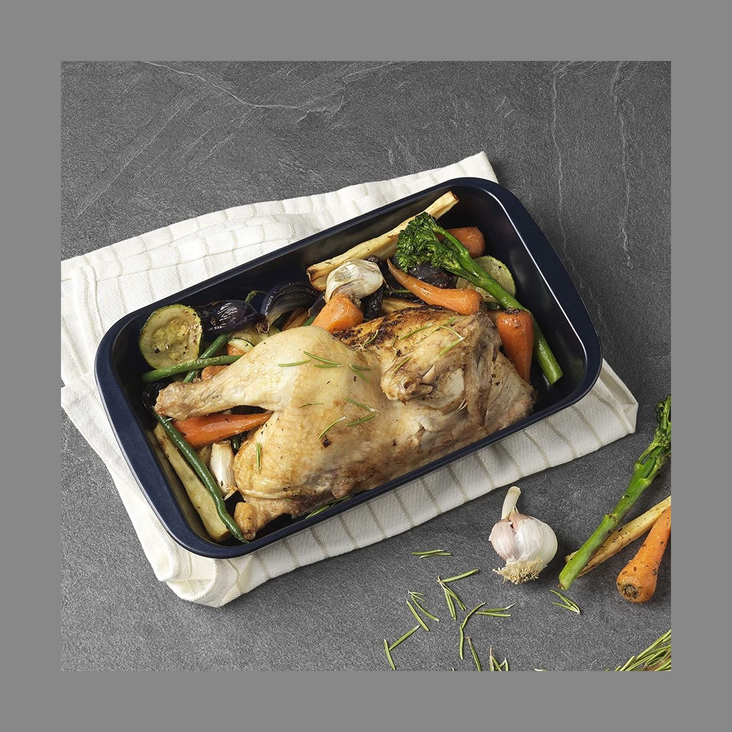 Russell Hobbs RH01143EU Glass Roaster 29cm navy