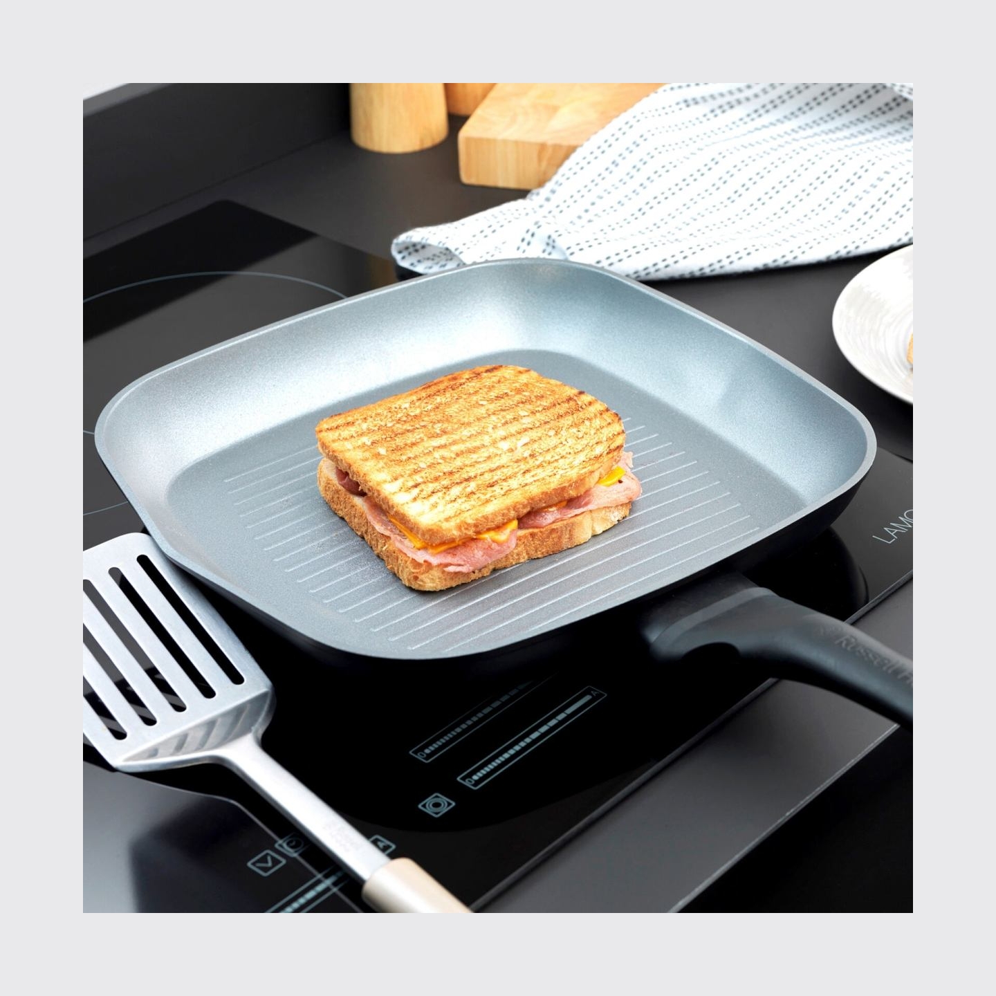 Russell Hobbs RH01861EU7 Crystaltech tall griddle 28cm