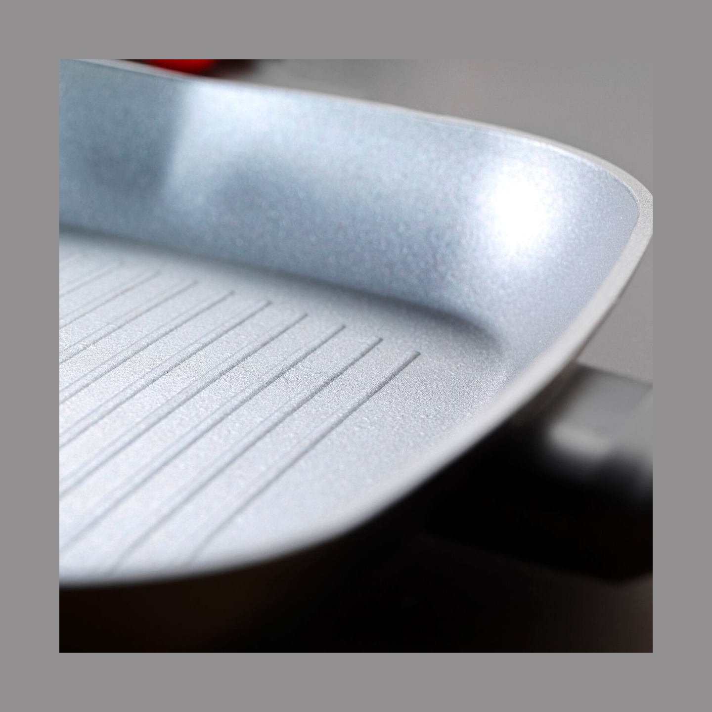 Russell Hobbs RH01861EU7 Crystaltech tall griddle 28cm