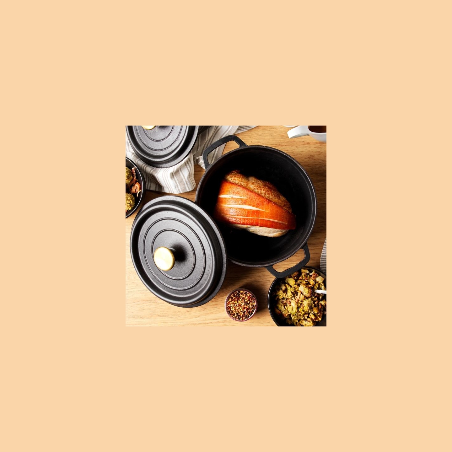 Russell Hobbs RH02524BEU7 Cast iron stockpot 24cm black