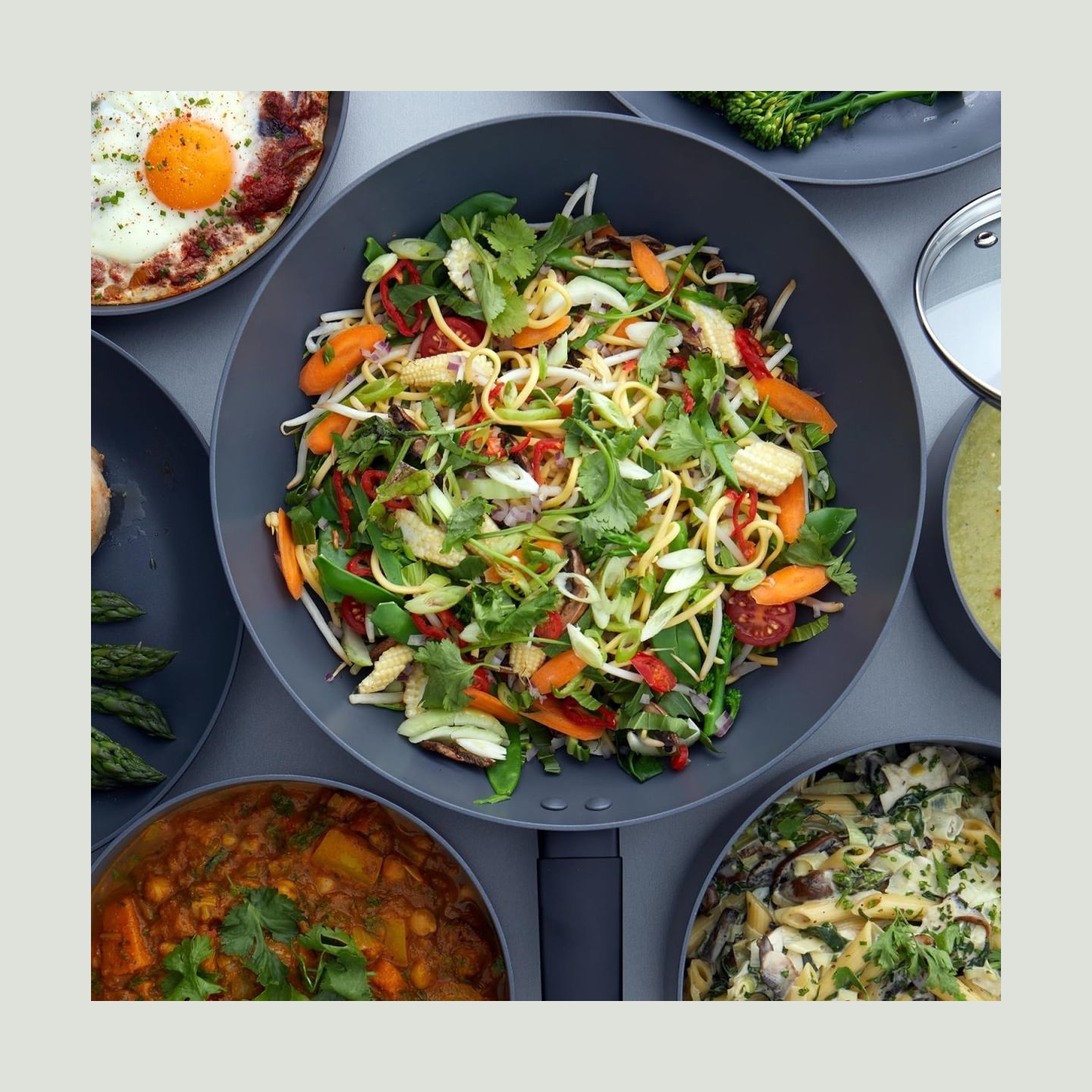 Russell Hobbs RH02842EU7 Shield 28cm Stirfry