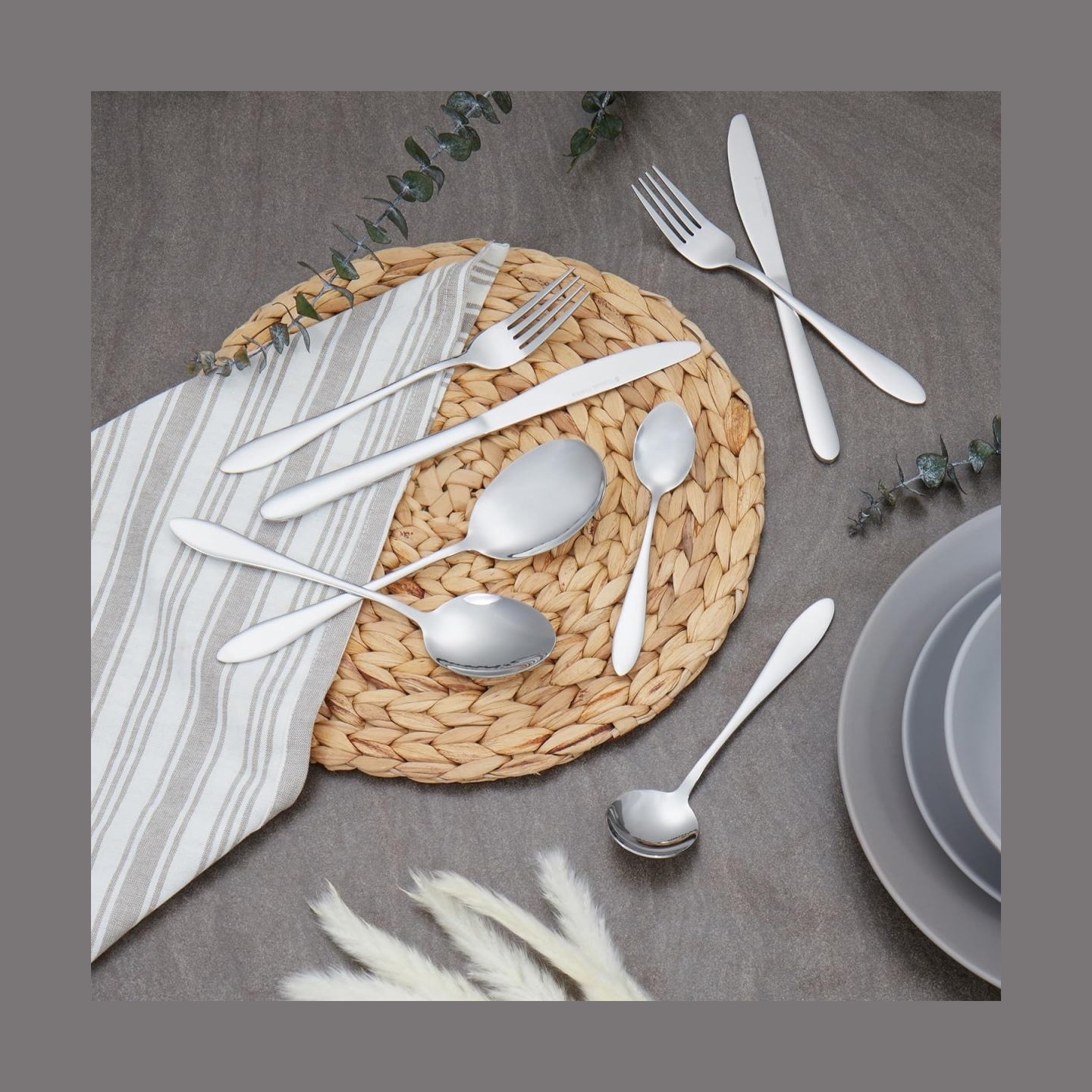 Russell Hobbs RH02851EU7 Lisbon 44pcs cutlery set 18/0