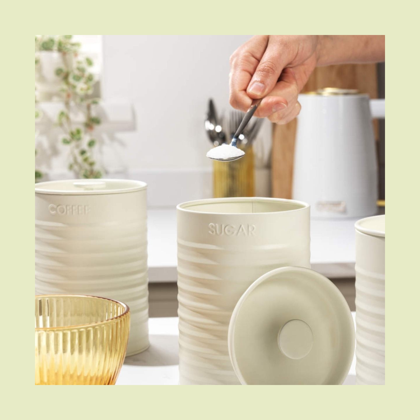 Russell Hobbs RH03268CEU7 3-Piece Countertop Canister Set