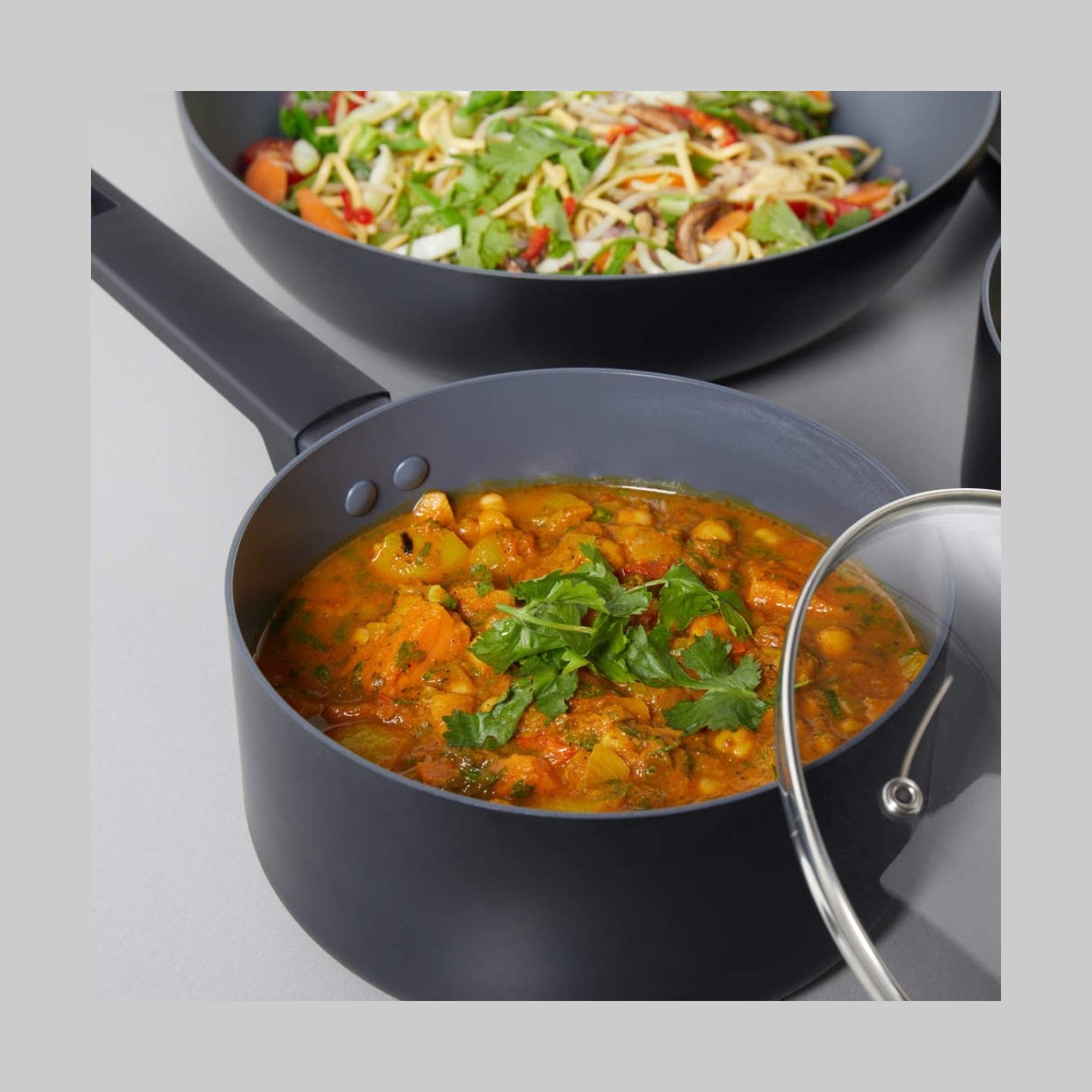 Russell Hobbs RH028401EU7 Shield Saucepan 18cm