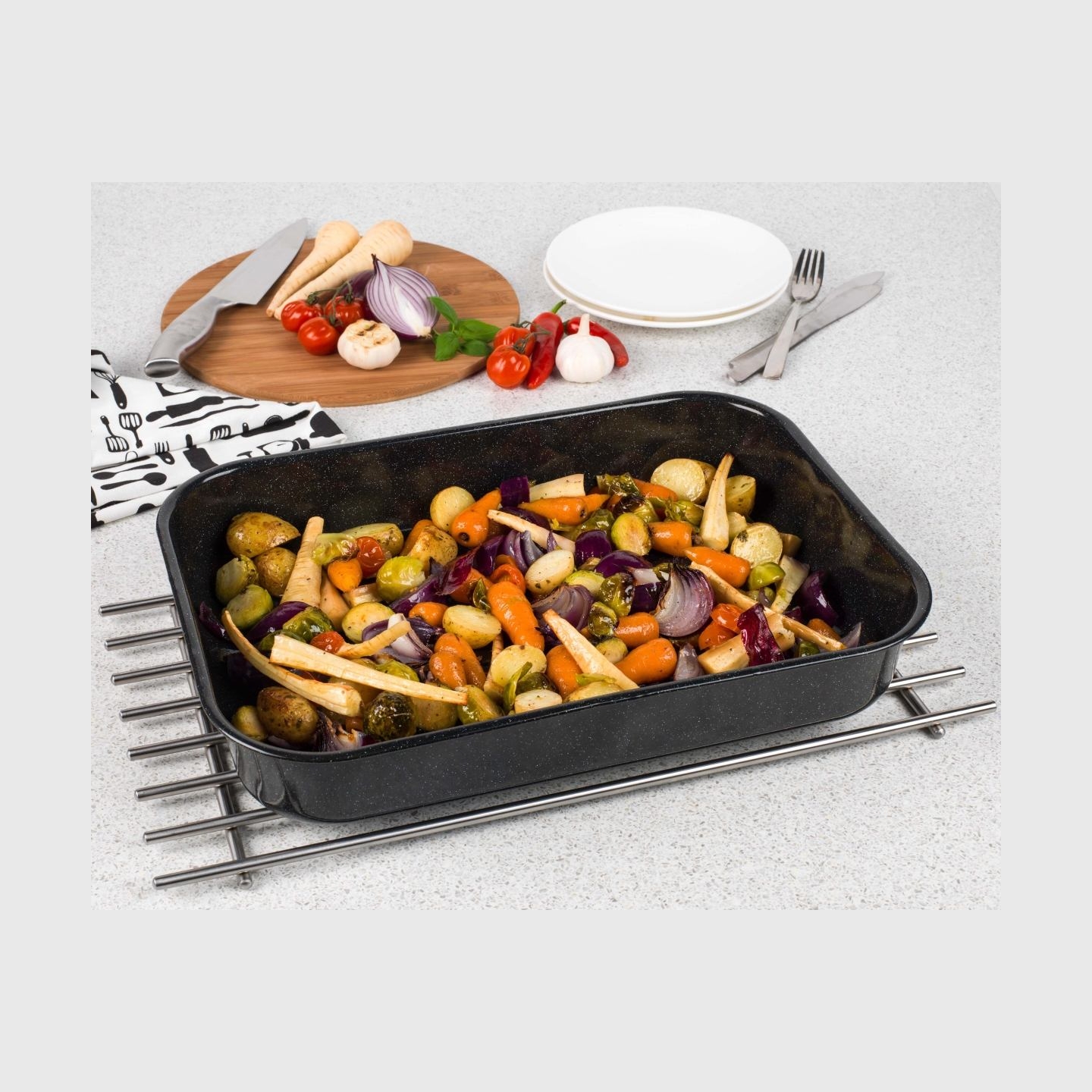 Russell Hobbs CW114312  VIT Enamel 42cm Deep Roaster